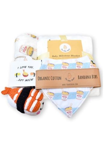 Img practical gift welcome baby blankets bibs and doll gift set