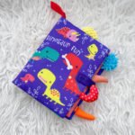 Buku Kain Keseronokan Dinosaur