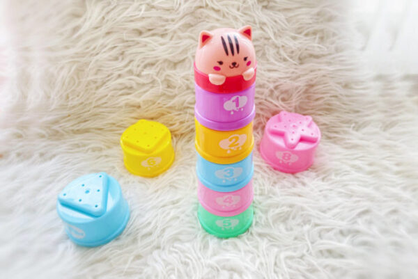 Montessori toy stacking cups