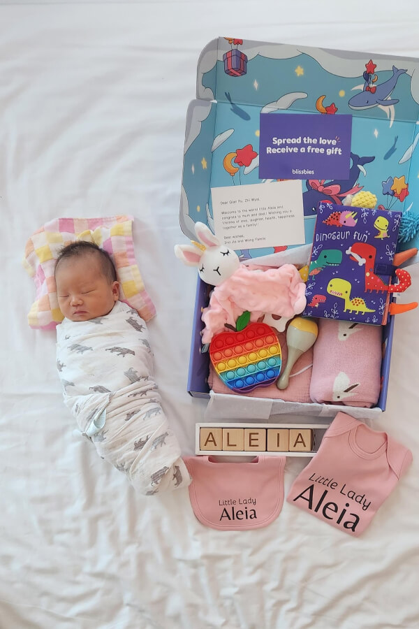Home MY 8 Little lady baby gift set together with the customer