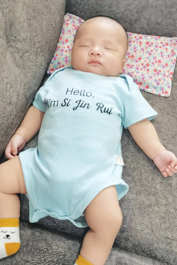 Home MY 30 I am Jin Rui baby romper with the baby together