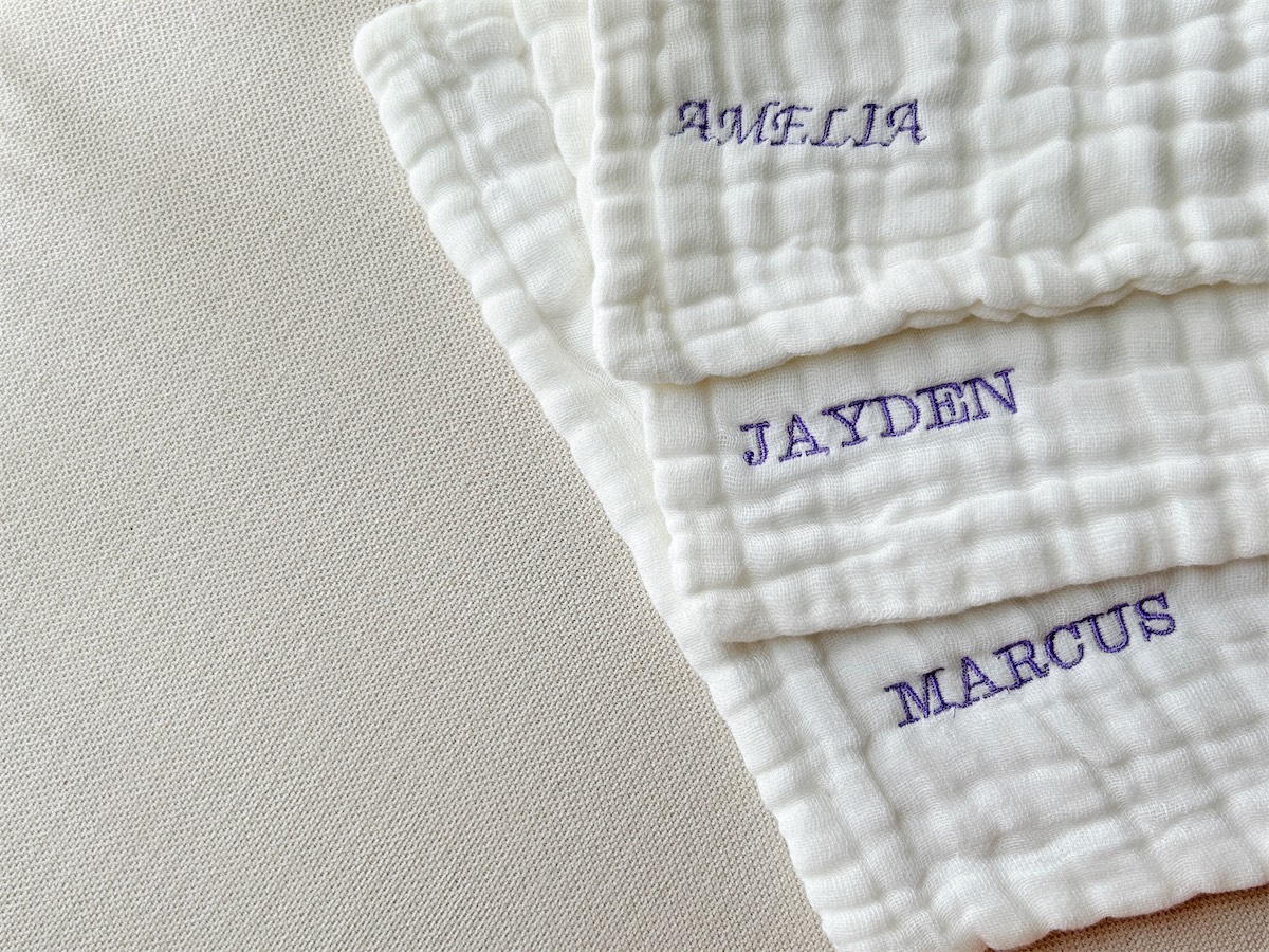 Saliva towel for online babies